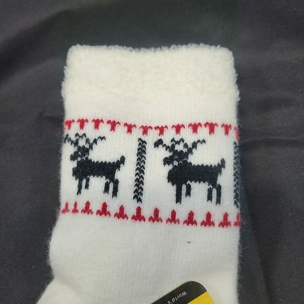 Cabelas Double Layer Cozy Socks Womens One Size White‎ Reindeer Aloe Infused 7in